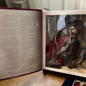 EXCLUSIVE Cerise Wolf Ever After High SDCC Event Doll
